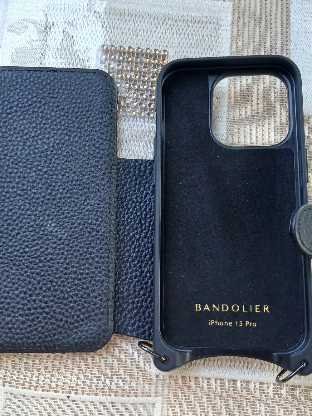 Bandolier Phone case  leather iphone 15pro with card holder without strap